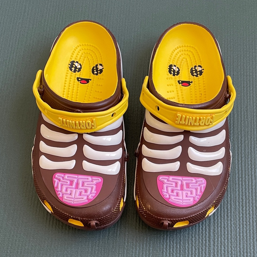 Fortnite peely crocs sans peel :)